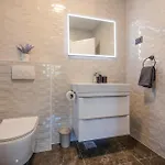 Feriehus 4 Bedroom Gorgeous In Kastel Stari *
