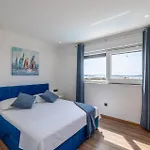 4 Bedroom Gorgeous In Kastel Stari Feriehus *