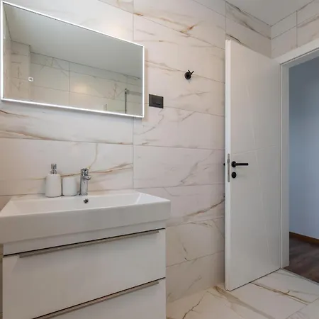 Stunning Home In Kastel Stari